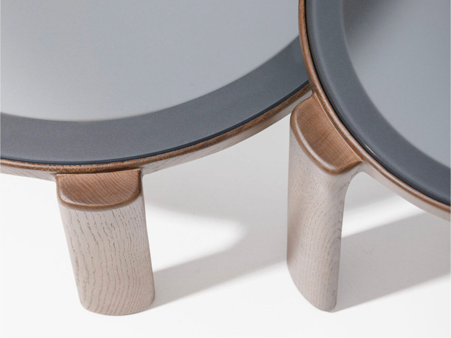 CUTE SIDE TABLE
